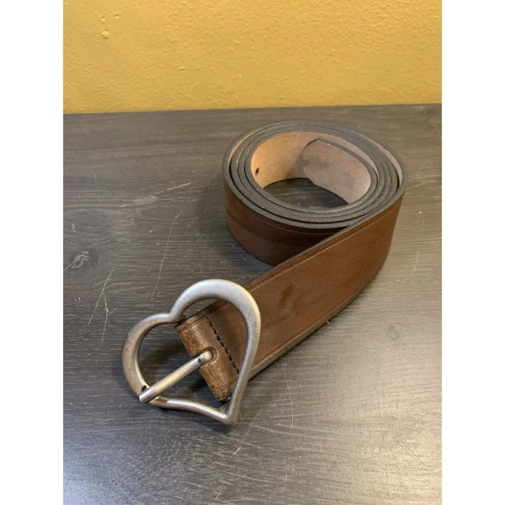 Heart Buckle Leather Belt Vintage Brown Silver tone buckle Sz 2X 40-44
